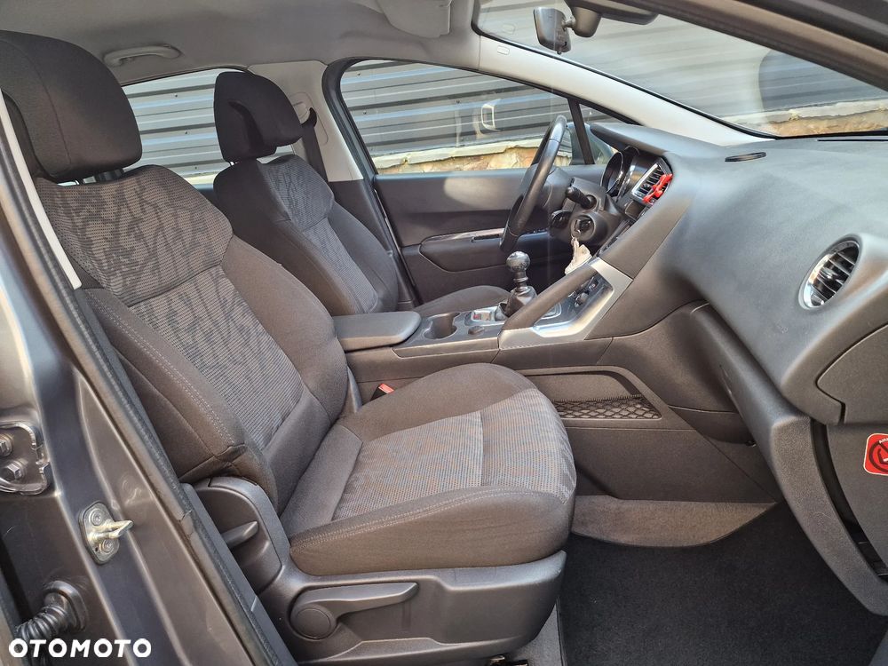 Peugeot 3008 1.6 HDi Premium - 18