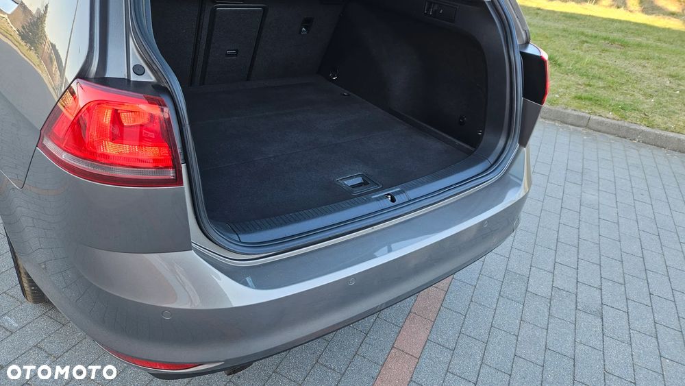 Volkswagen Golf 1.6 TDI BlueMotion Comfortline - 17