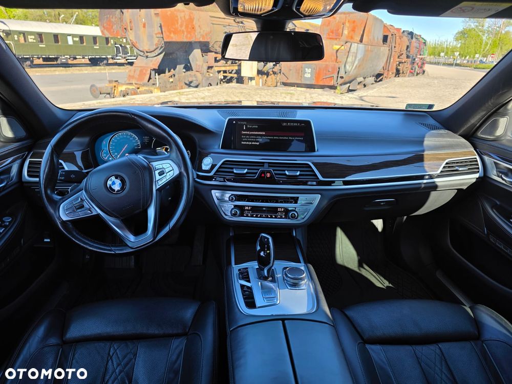 BMW Seria 7 740Ld xDrive - 15