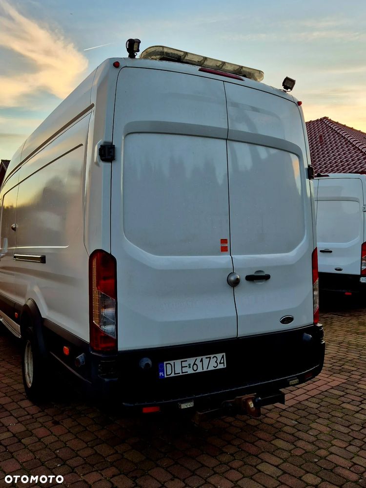 Ford Transit - 11