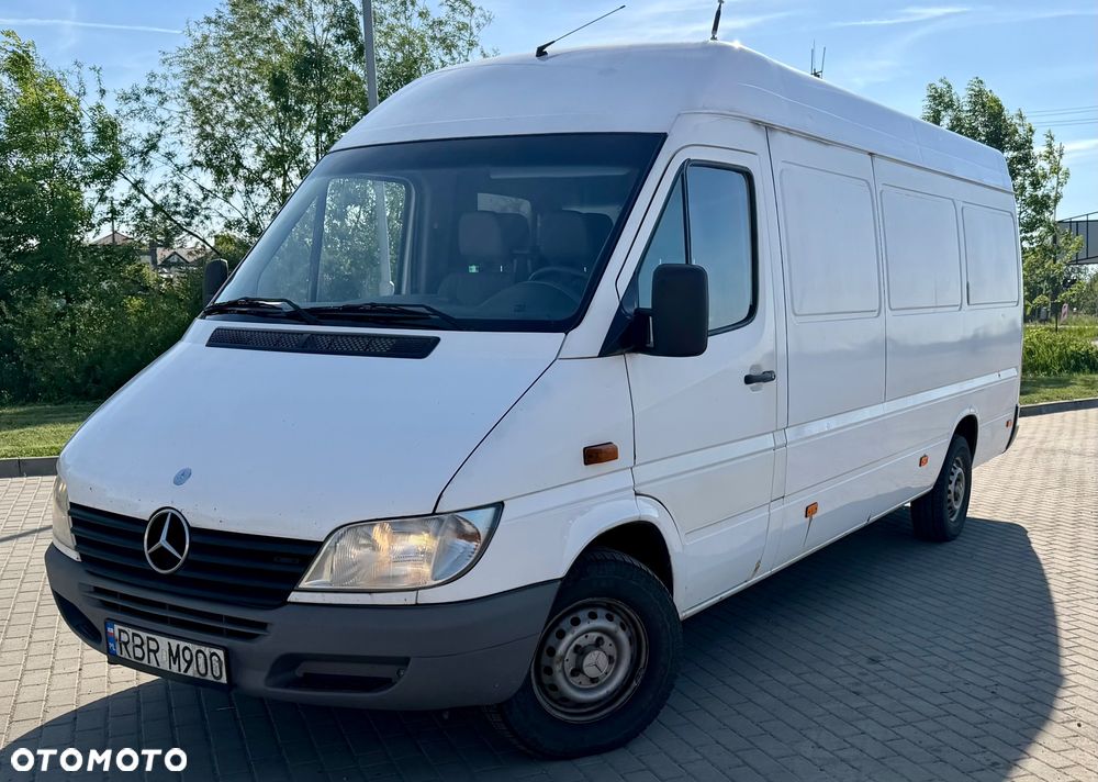 Mercedes-Benz Sprinter W903 - 1