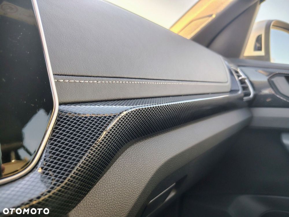 Volkswagen T-Cross - 19