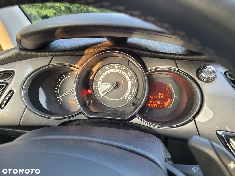 Citroën C3 1.2 e-VTi Exclusive ETG - 23
