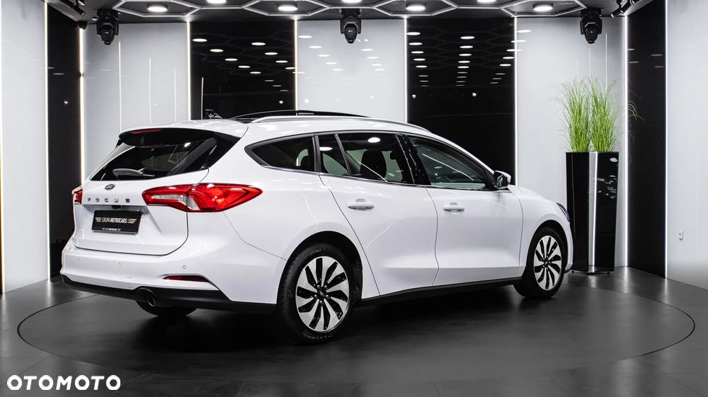 Ford Focus 1.0 EcoBoost Connected - 9
