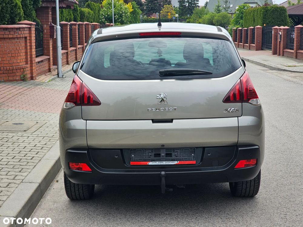 Peugeot 3008 1.6 BlueHDi Style S&S - 19