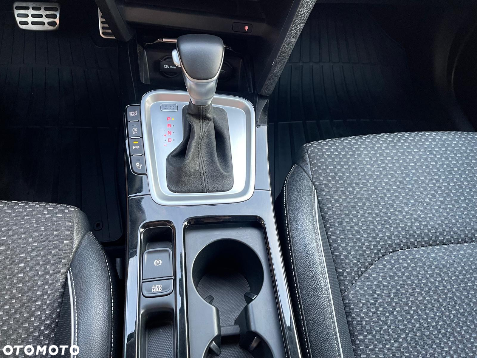 Kia Ceed 1.6 CRDi SCR L Business Line DCT - 25