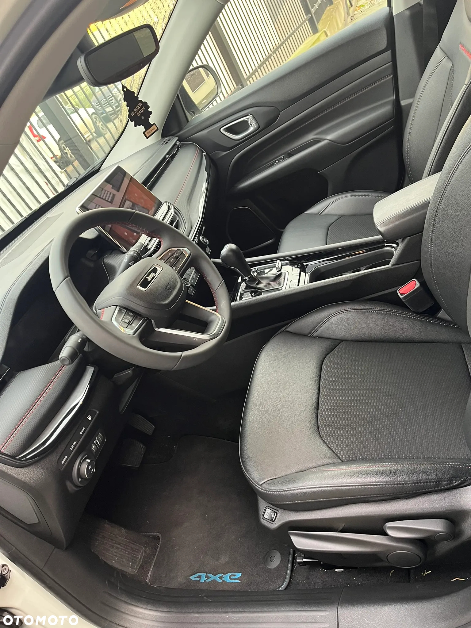 Jeep Compass - 13