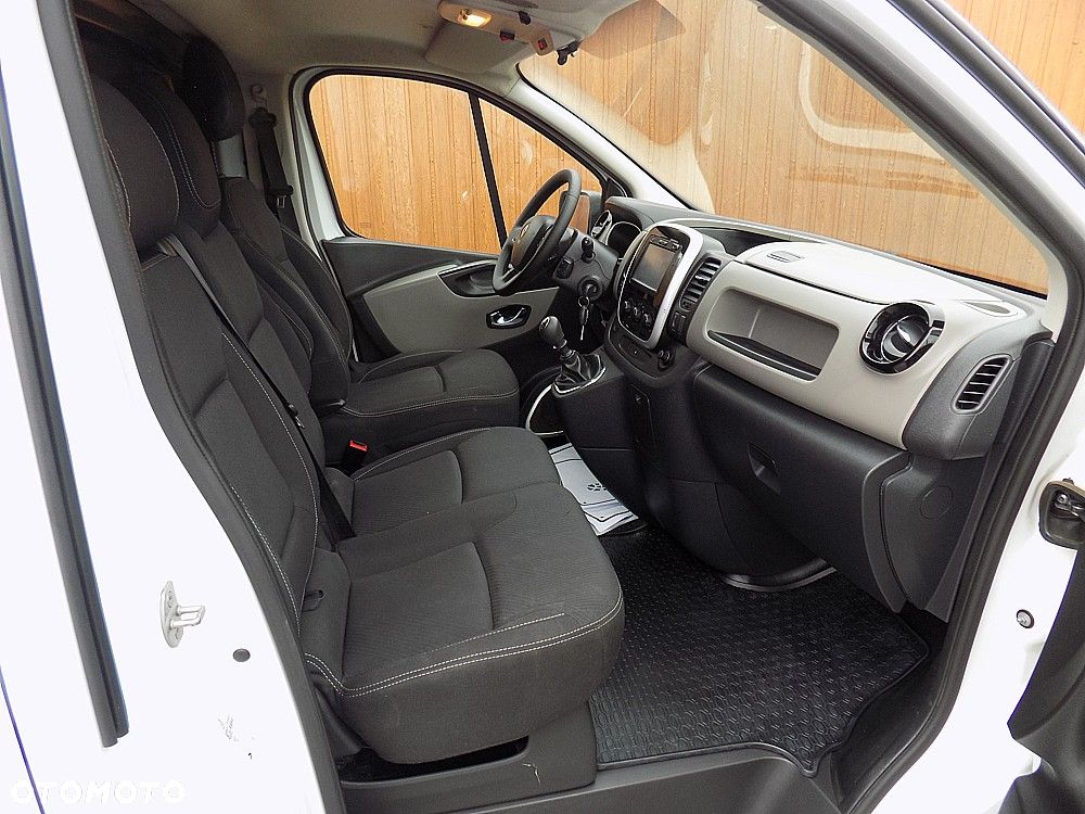 Renault Trafic - 6
