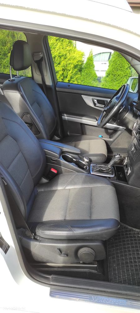 Mercedes-Benz GLK 220 CDI DPF 4Matic BlueEFFICIENCY 7G-TRONIC - 16