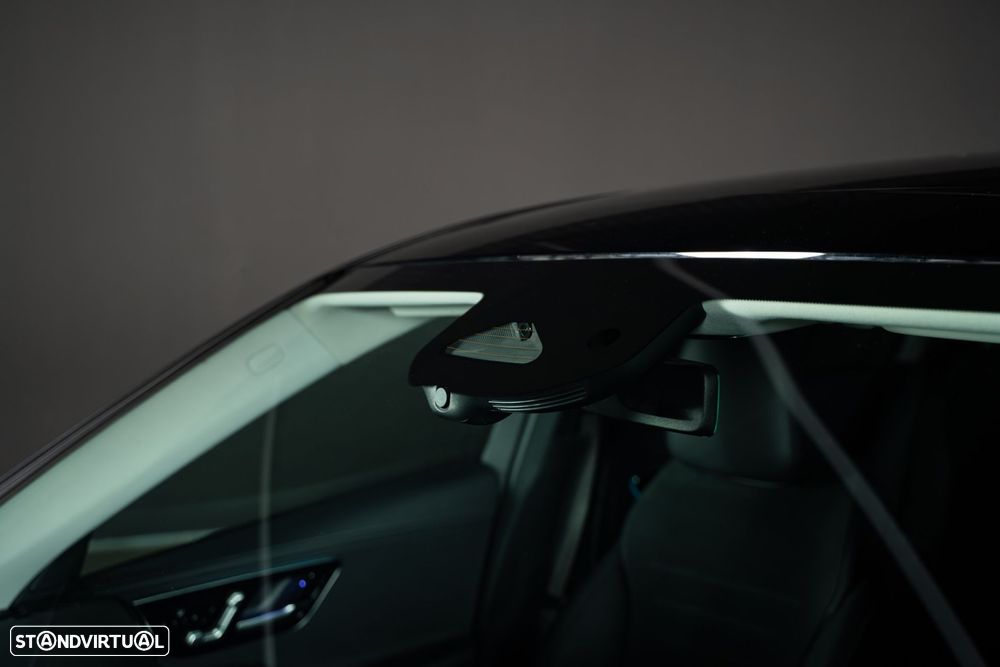 Mercedes-Benz C 300 - 11