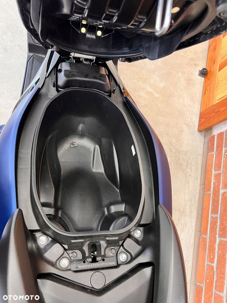 Yamaha NMAX - 20