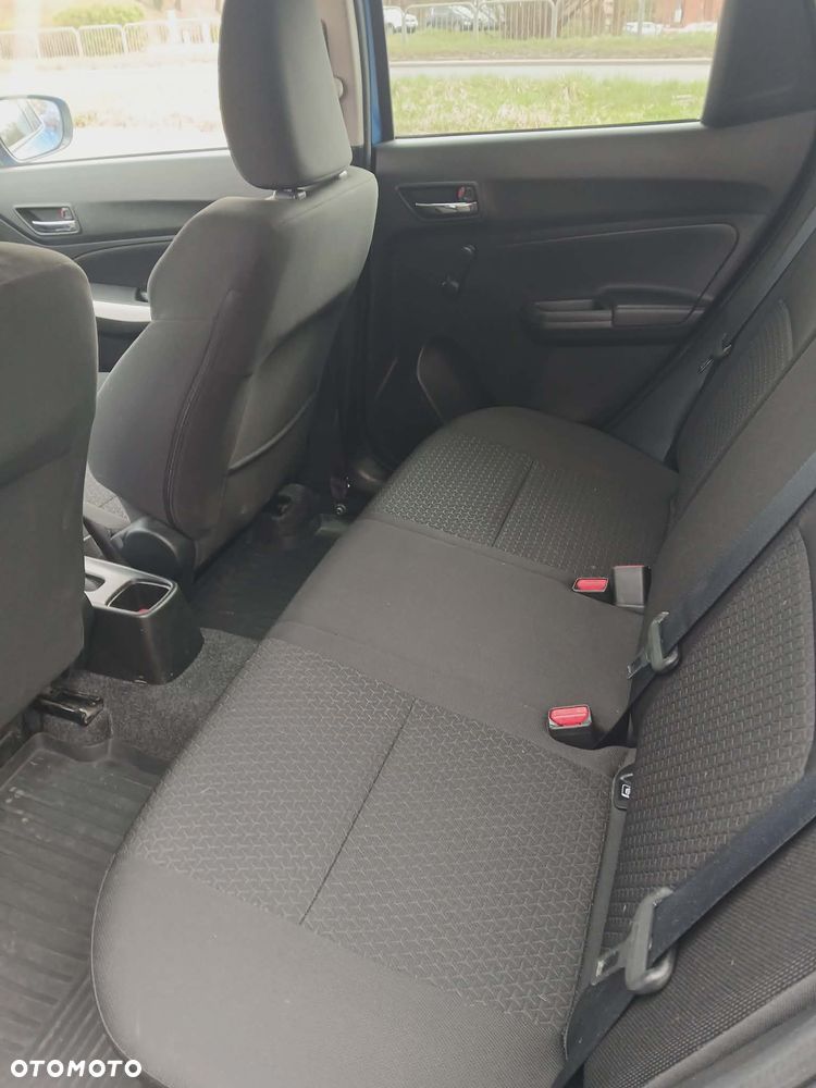 Suzuki Swift 1.2 Dualjet SHVS Premium Plus - 16