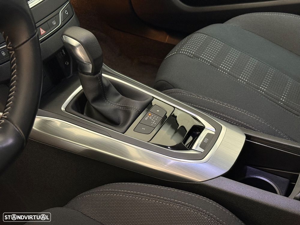 Peugeot 308 PureTech 130 EAT6 Stop & Start Allure - 13