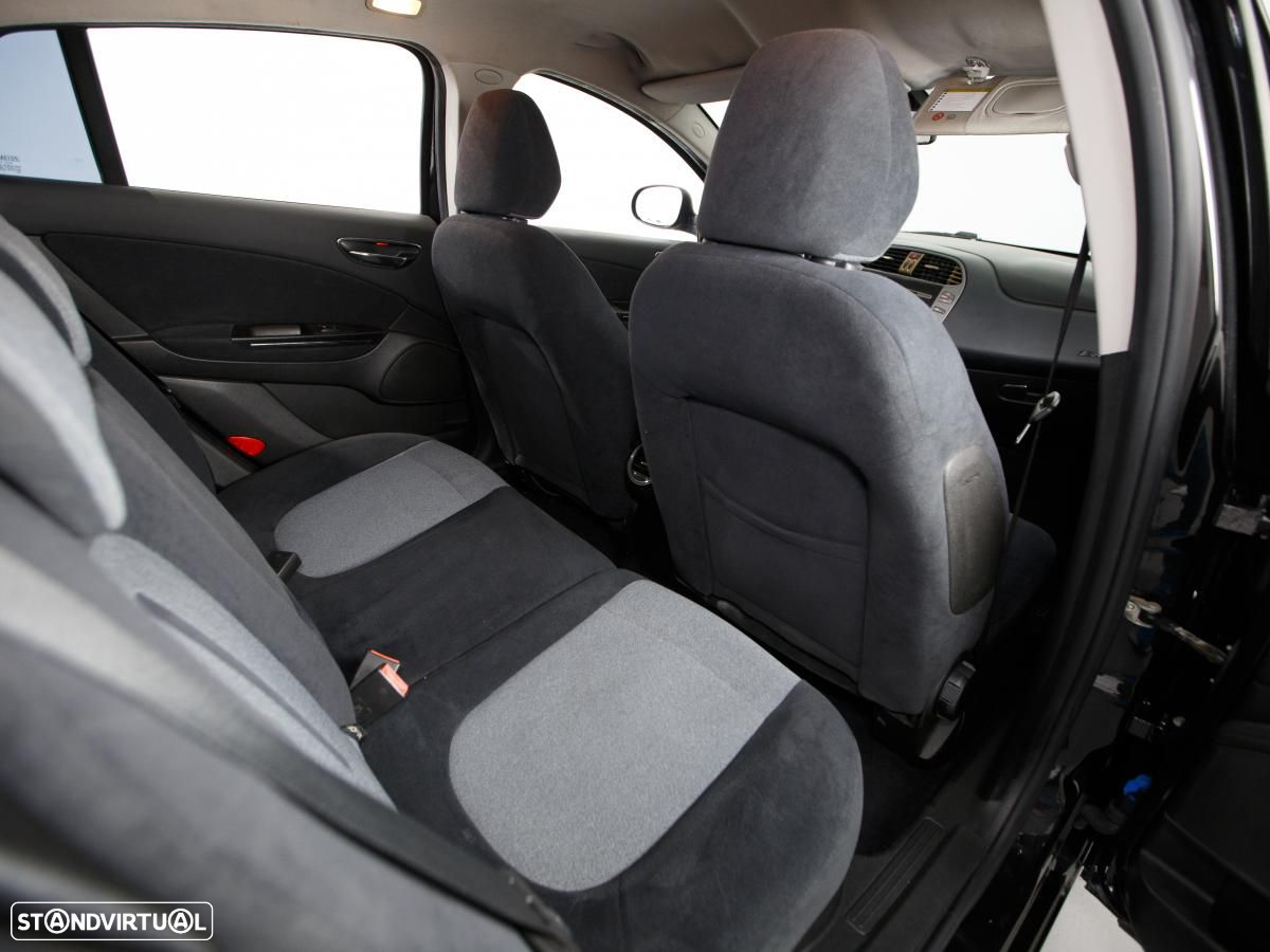Fiat Bravo - 10