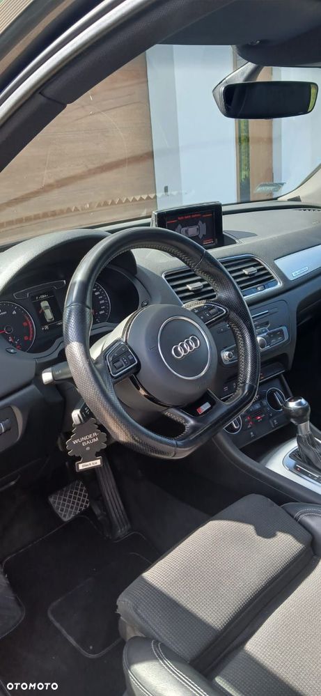 Audi Q3 2.0 TDI Quattro S tronic sport - 11