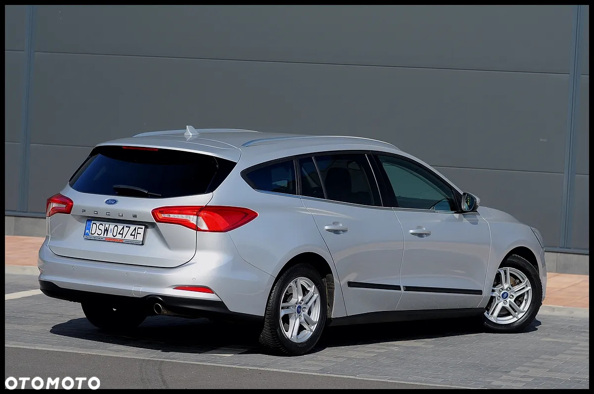Ford Focus - 20