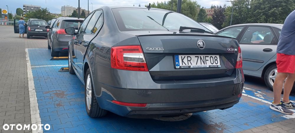 Skoda Octavia 1.5 TSI ACT Ambition - 3