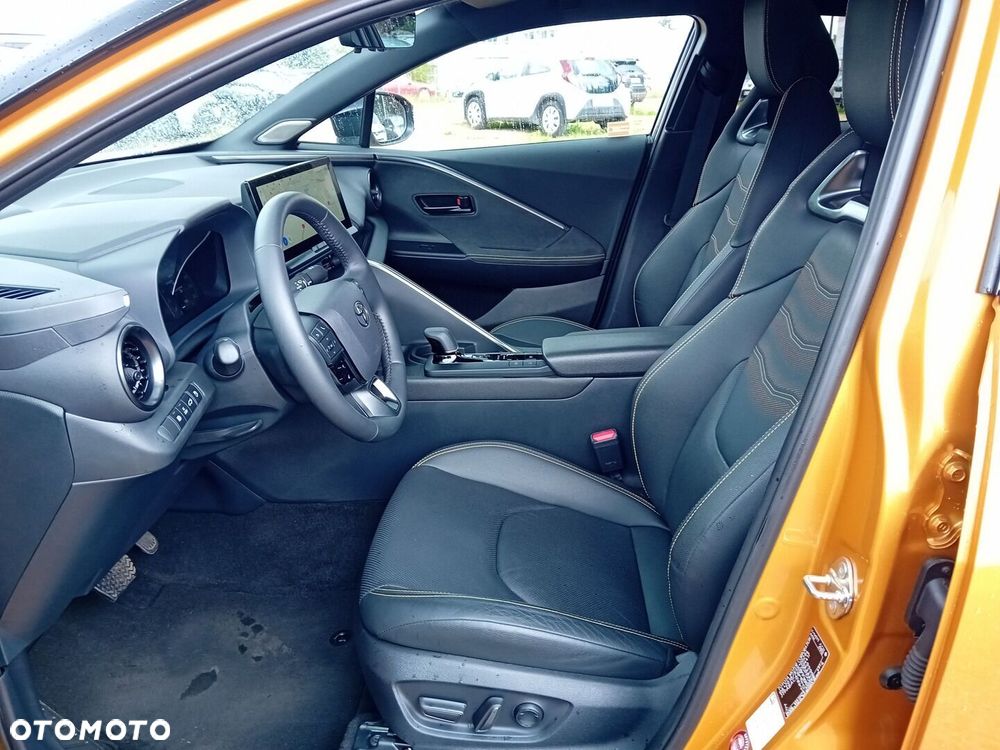 Toyota C-HR - 12