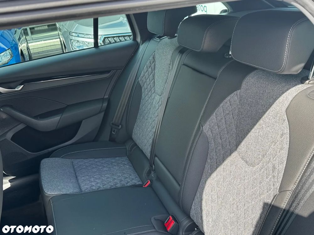 Skoda Octavia 1.5 TSI mHEV Sportline DSG - 18