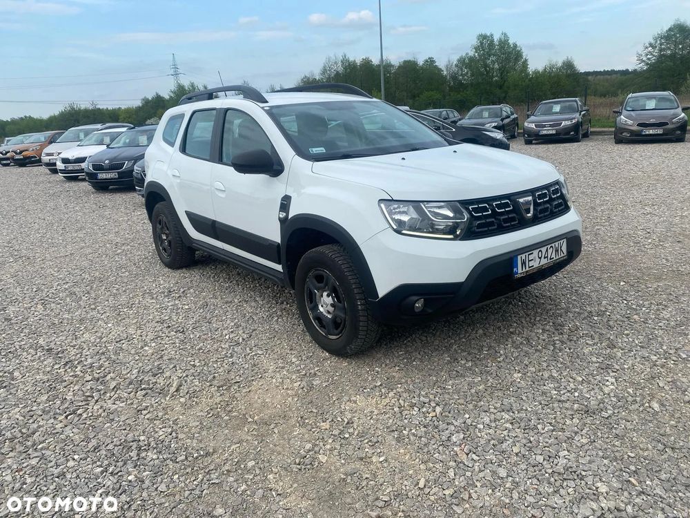 Dacia Duster 1.6 SCe S&S - 10