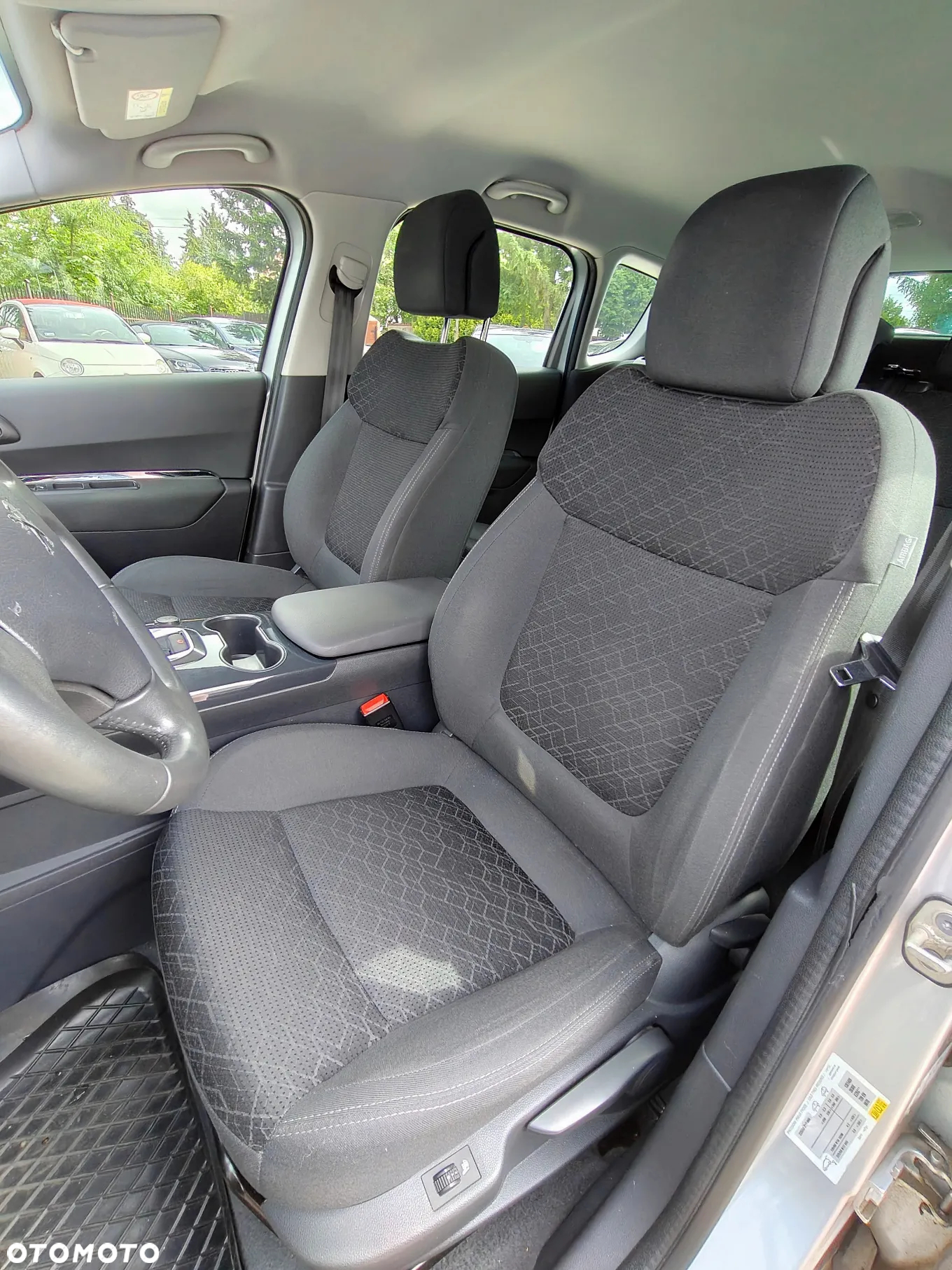 Peugeot 3008 1.6 HDi Active - 12
