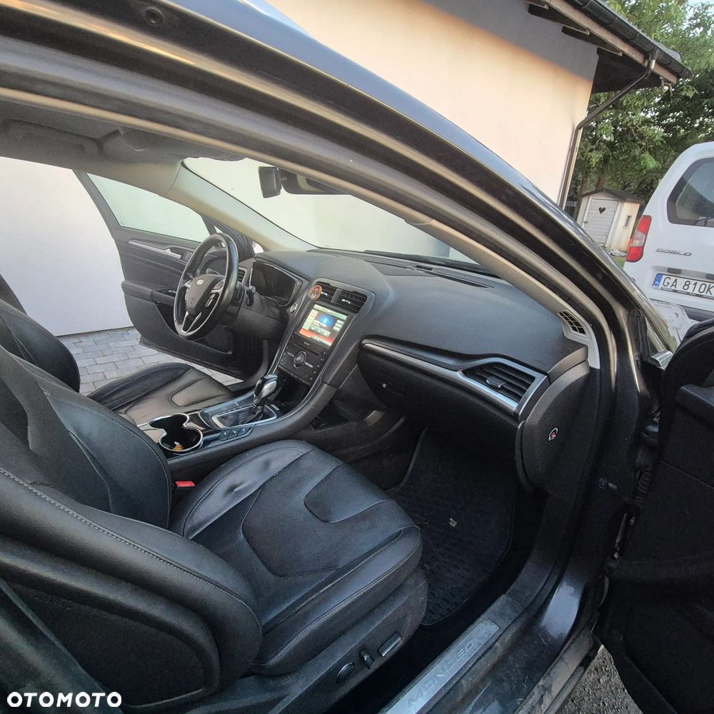 Ford Mondeo 2.0 TDCi Titanium PowerShift - 10