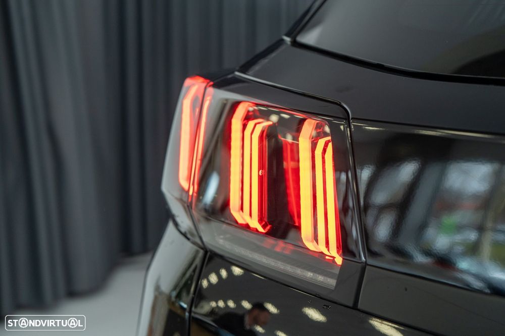 Peugeot 3008 1.2 PureTech Allure EAT8 - 24