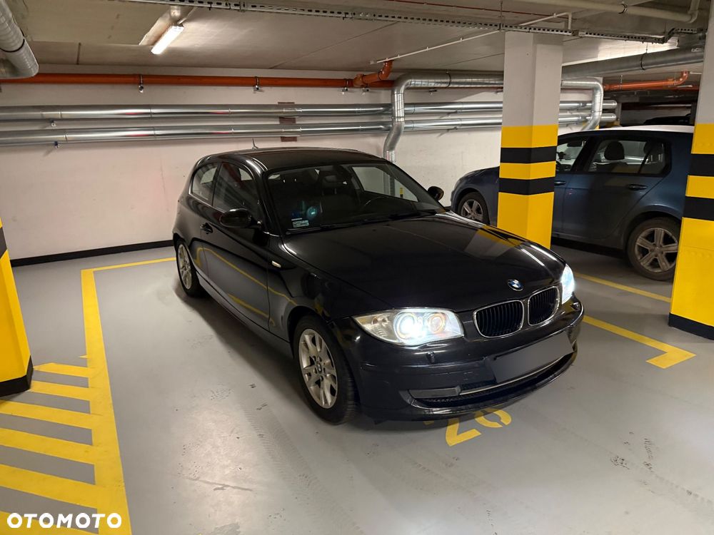 BMW Seria 1 120d DPF Edition Sport - 13