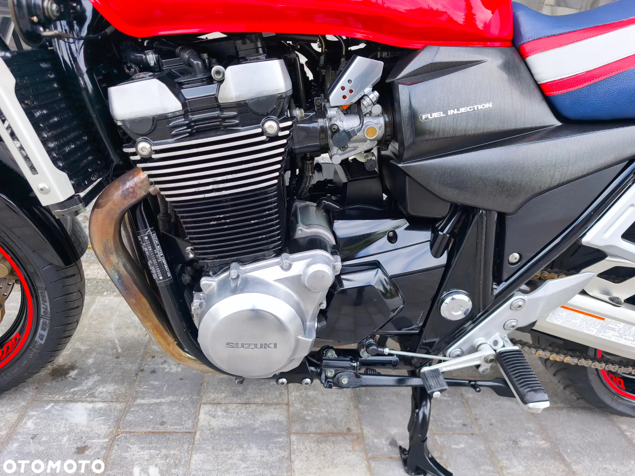 Suzuki GSX - 14
