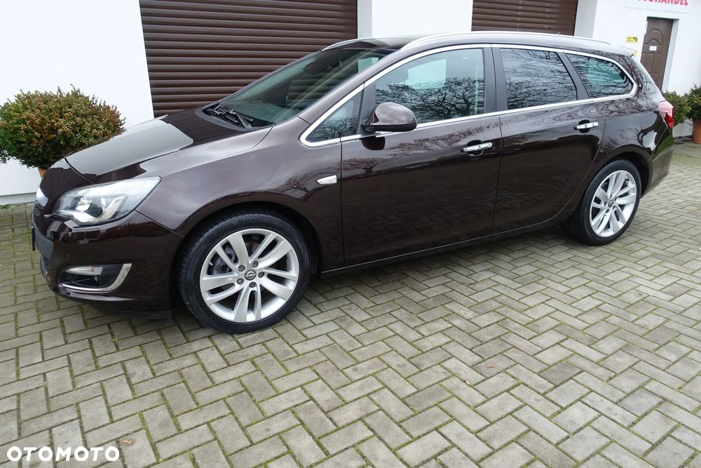 Opel Astra 1.6 Turbo Sports Tourer Automatik - 33