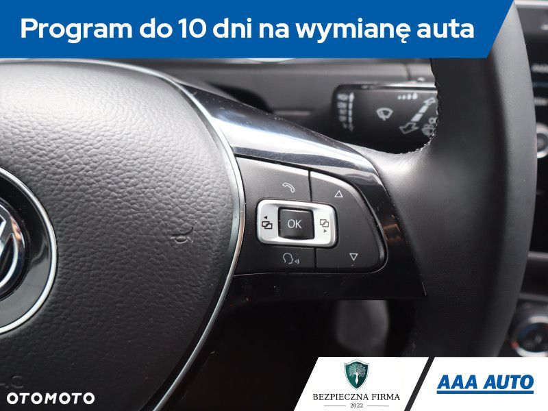 Volkswagen Golf Variant - 20