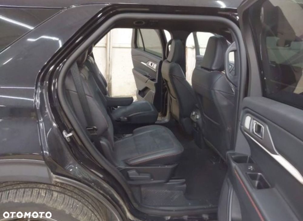 Ford Explorer - 10