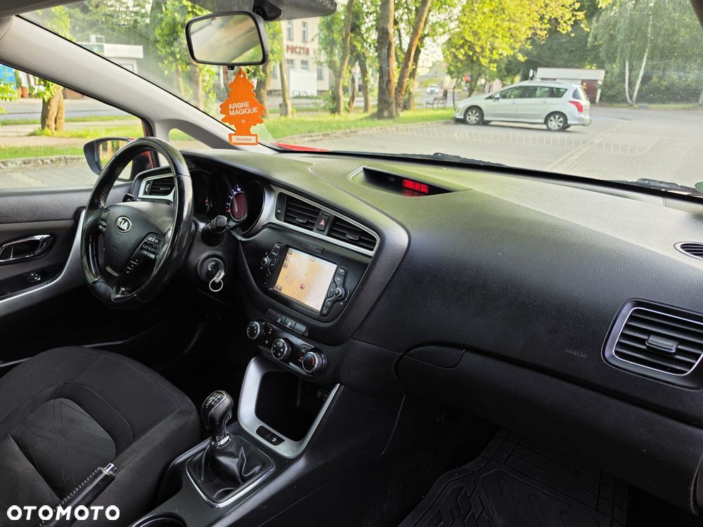 Kia Ceed 1.6 GDI Edition 7 - 11
