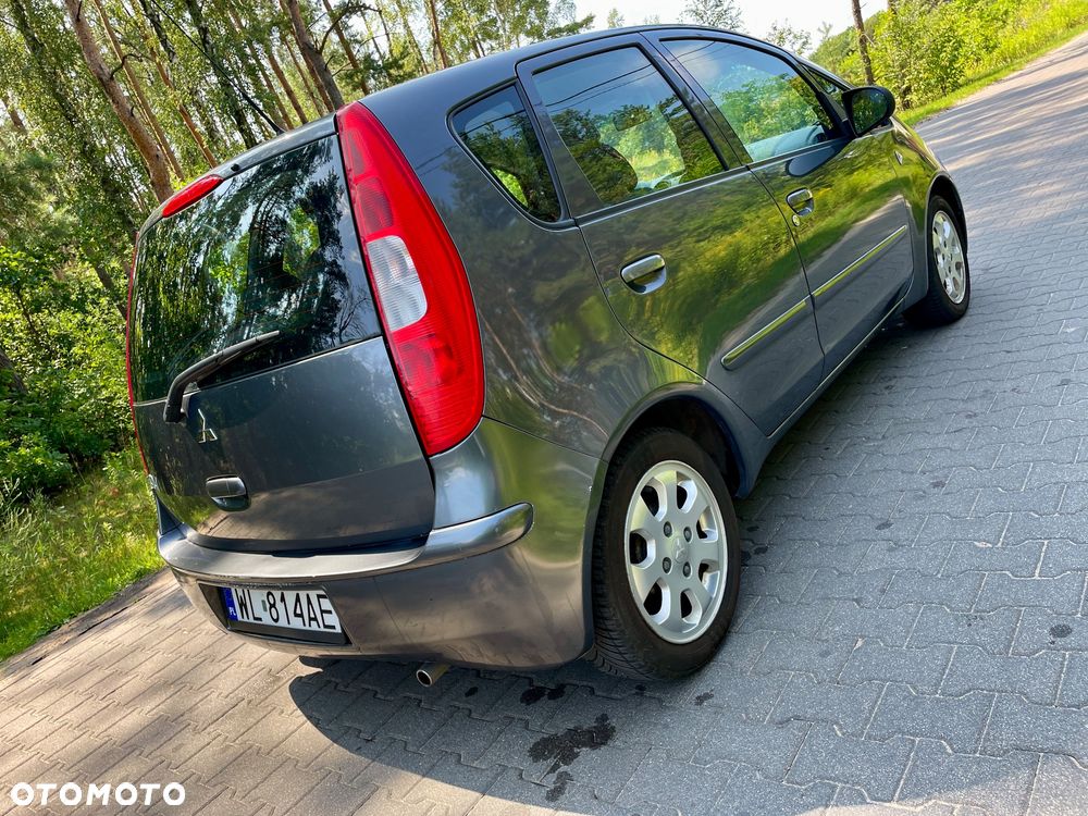 Mitsubishi Colt - 8