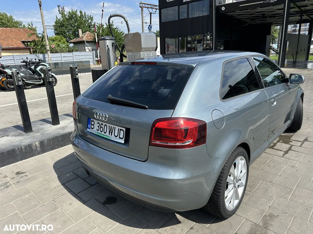 Audi A3 2.0 TDI DPF S tronic S line Sportpaket - 6