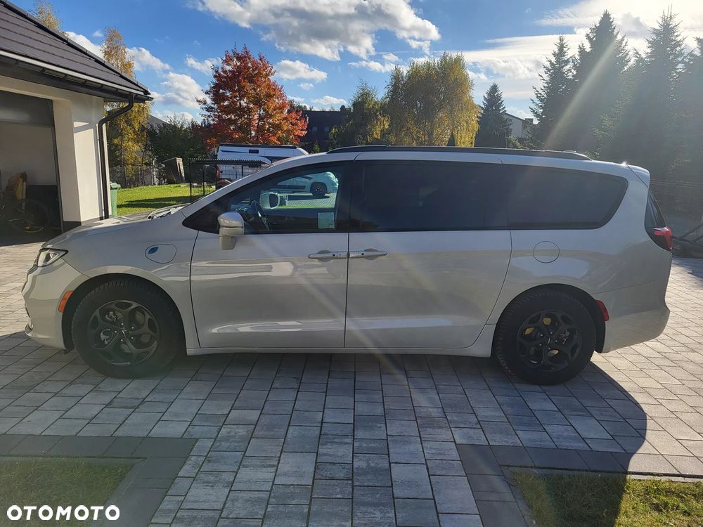 Chrysler Pacifica - 6