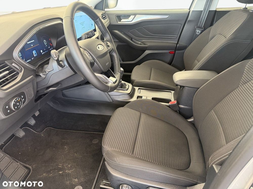 Ford Focus - 9