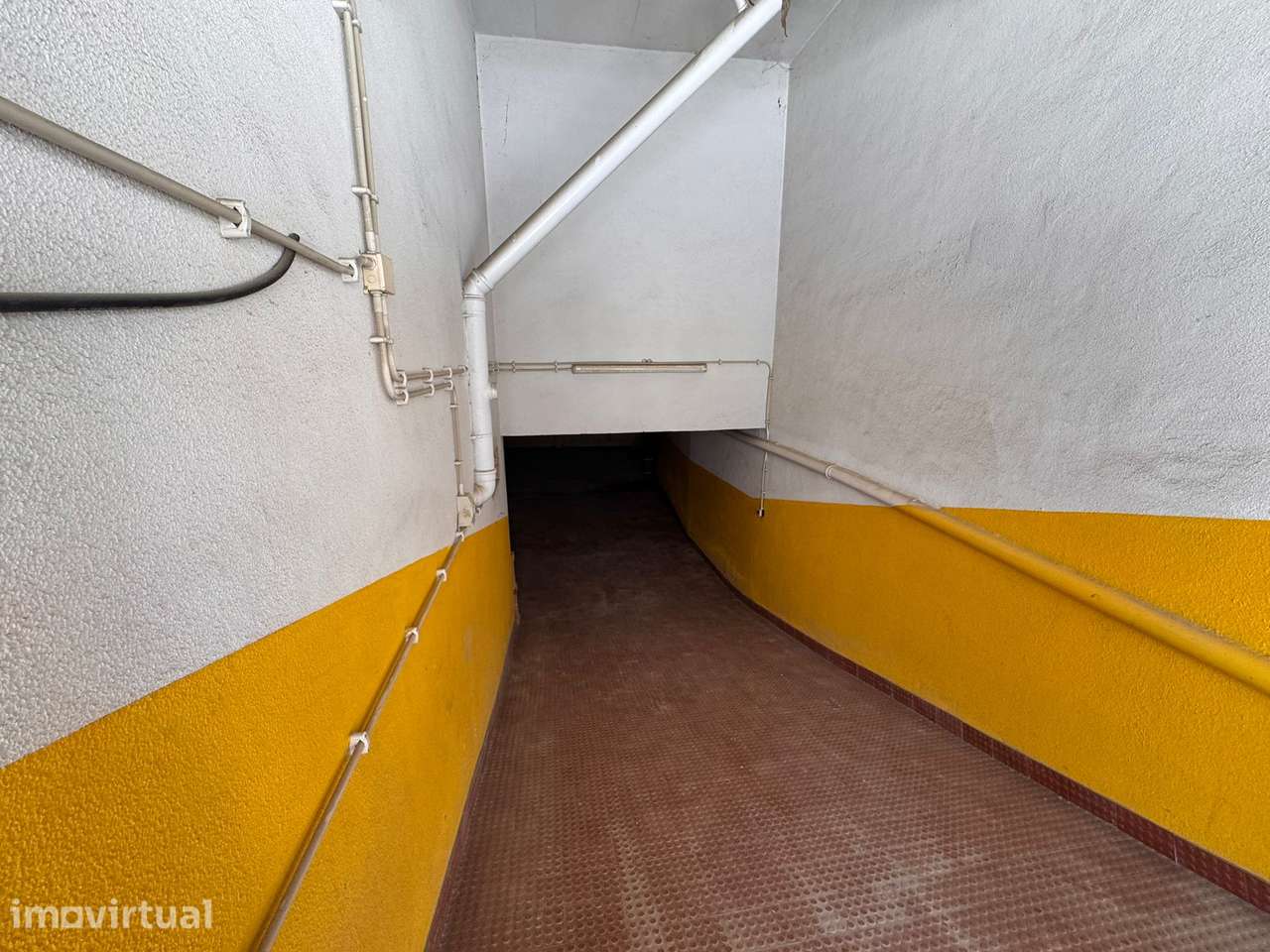 Garagem, Santo António da Caparica - Grande imagem: 2/6