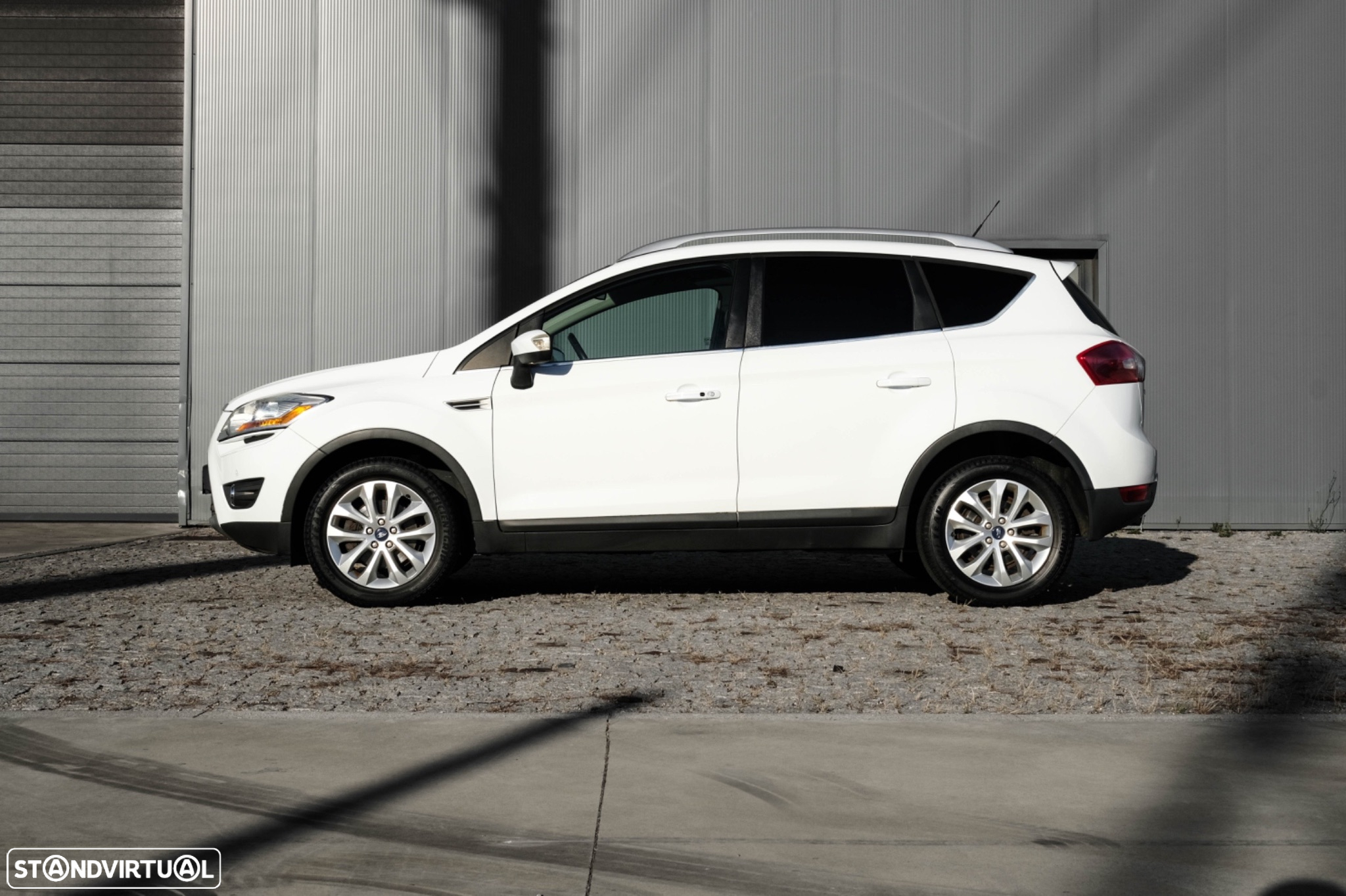Ford Kuga 2.0 TDCi Titanium - 4