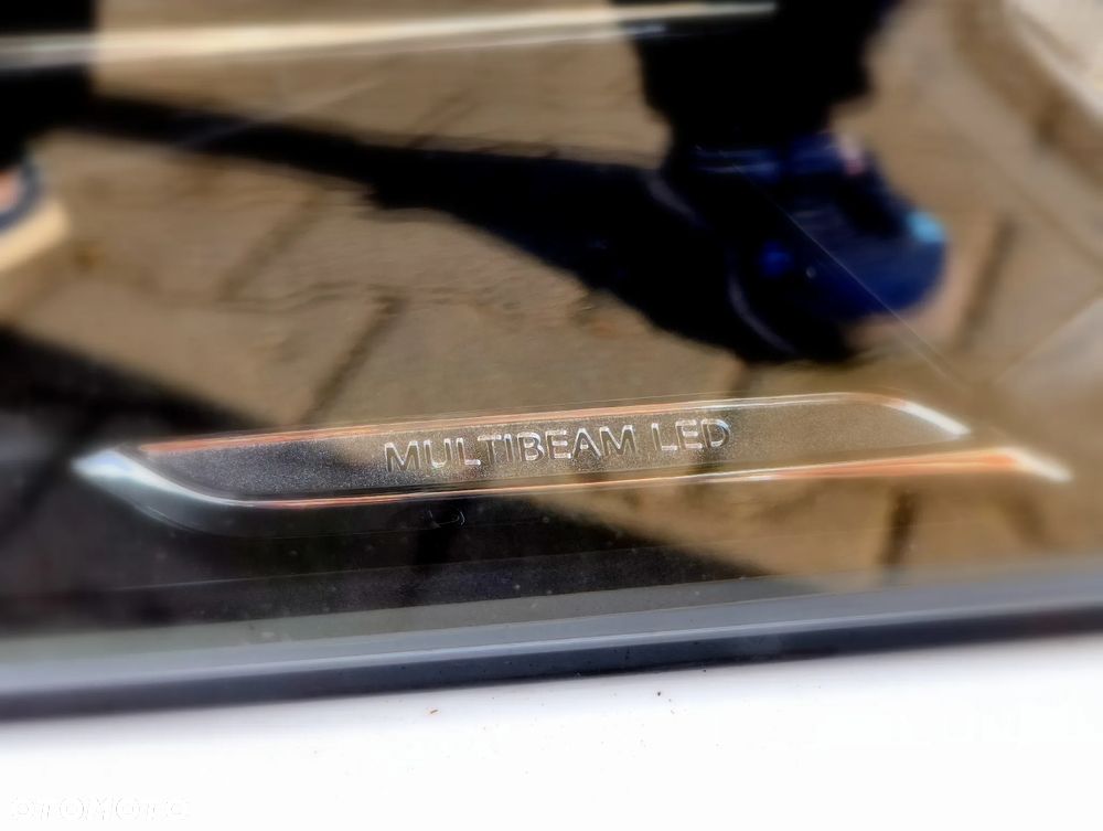 Mercedes-Benz CLA 250 E AMG Line 8G-DCT - 20