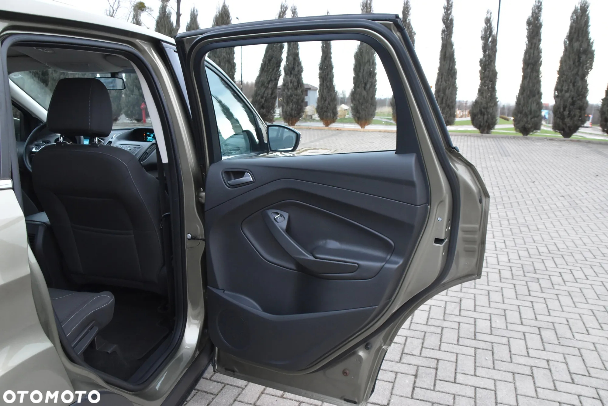 Ford Kuga - 20