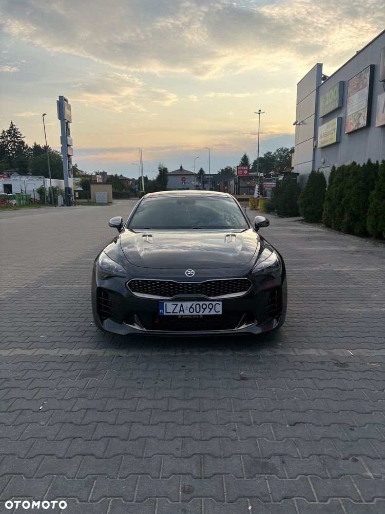Kia Stinger 3.3 T-GDI AWD GT - 2