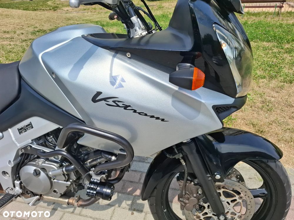 Suzuki V-STROM - 15