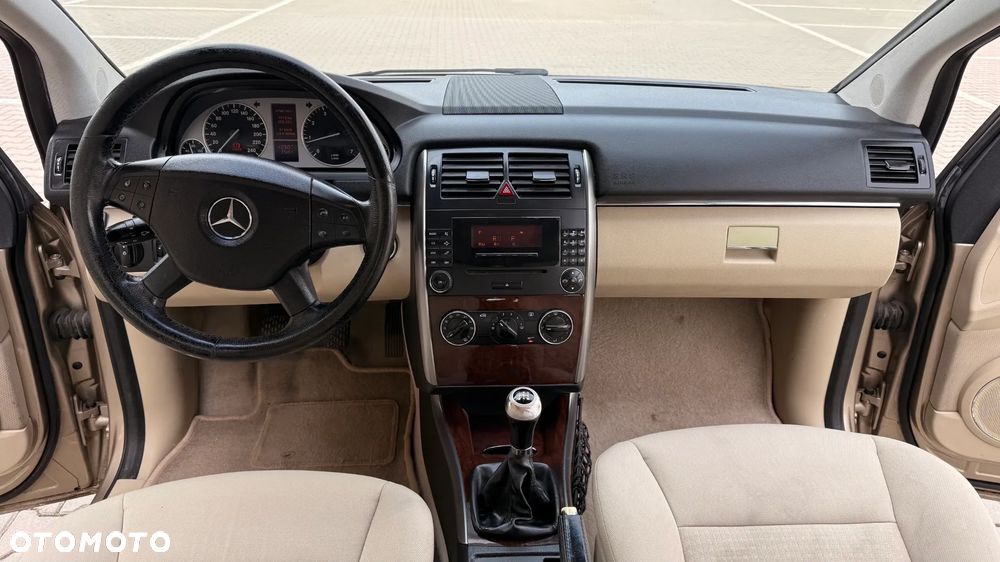 Mercedes-Benz Klasa B 200 - 7