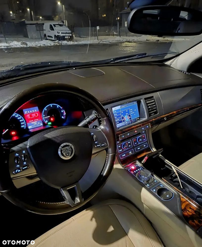 Jaguar XF 3.0 V6 D S Premium Luxury - 2