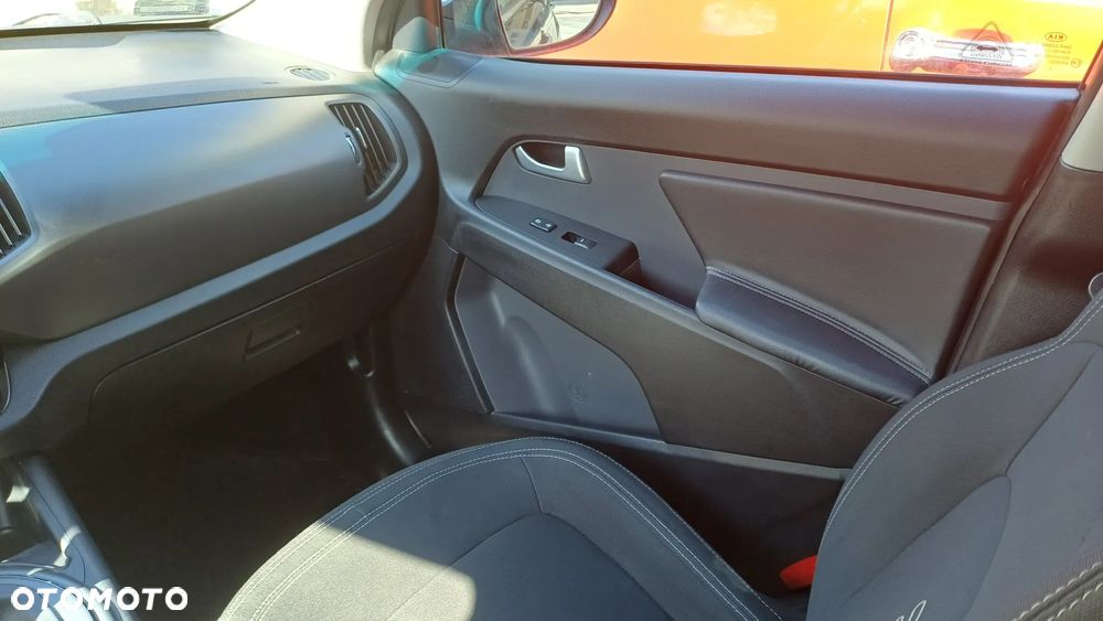 Kia Sportage 1.7 CRDI 2WD Attract - 20