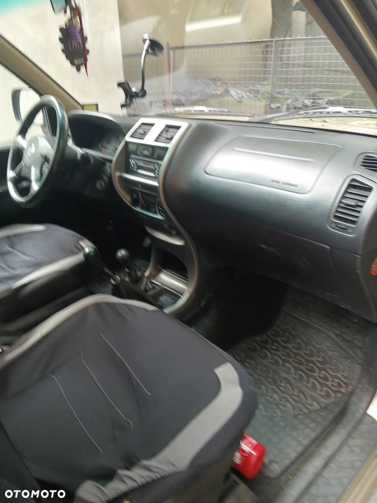 Nissan Terrano 3.0 Di Luxury - 4