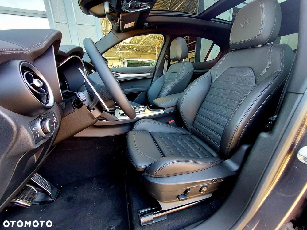 Alfa Romeo Stelvio 2.0 Turbo Veloce Q4 - 20