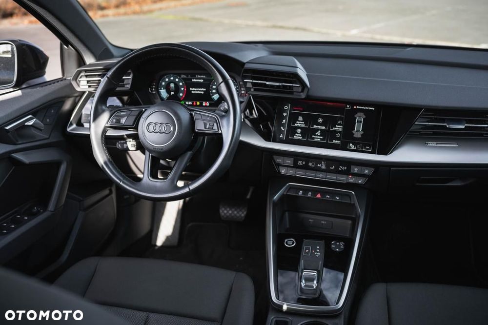 Audi A3 Sportback - 3