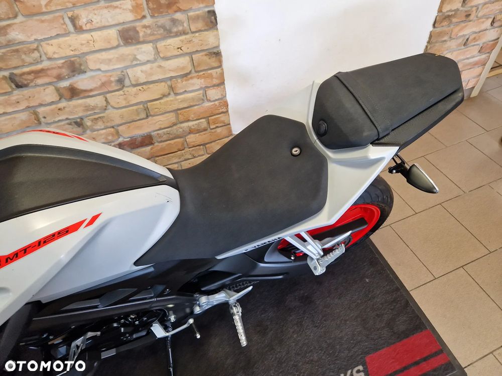 Yamaha MT - 16